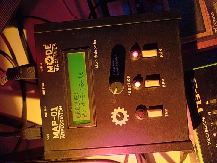 Mode Machines MAP-01, Musique & Instruments, Équipement Midi, Comme neuf, Enlèvement ou Envoi