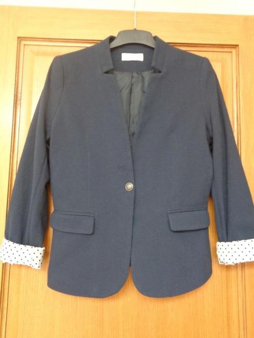 veste (blazer) dame taille 38 - bleu marine (Camaïeu), Vêtements | Femmes, Vestes & Costumes, Comme neuf, Manteau, Taille 38/40 (M)