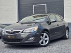 Opel Astra 112000km*1 er propriétaire* (bj 2011), Auto's, Euro 5, Stof, Zwart, 4 cilinders