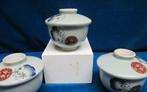3 bols à riz en porcelaine japonaise, Antiquités & Art, Enlèvement ou Envoi