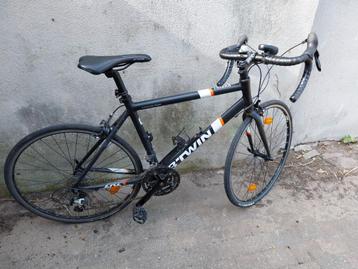 koersfiets tiener BTWIN beschikbaar voor biedingen