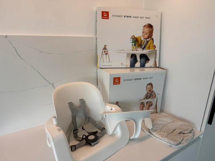 Stokke steps baby set incl tray, Kinderen en Baby's, Kinderkamer | Tafels en Stoelen, Zo goed als nieuw, Ophalen of Verzenden
