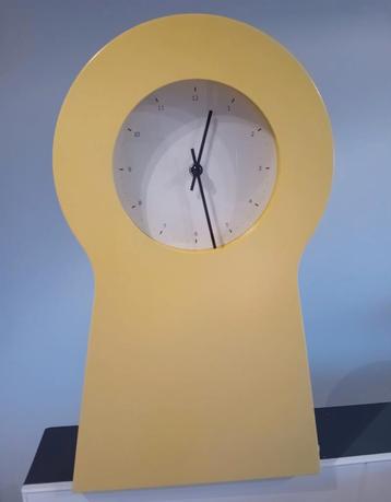 Klok Ikea PS 1995 》knalgeel., Enlèvement, Comme neuf
