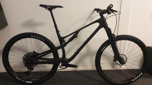 Rocky Mountain Element C50 Maat L Nieuw! Carbon 29 Fully, Fietsen en Brommers, Fietsen | Mountainbikes en ATB, Nieuw, Fully, Ophalen