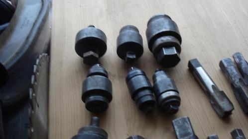 doorn voor gate n te ponsen plus schroedraadtappen, Doe-het-zelf en Bouw, Gereedschap | Handgereedschap, Gebruikt, Ophalen
