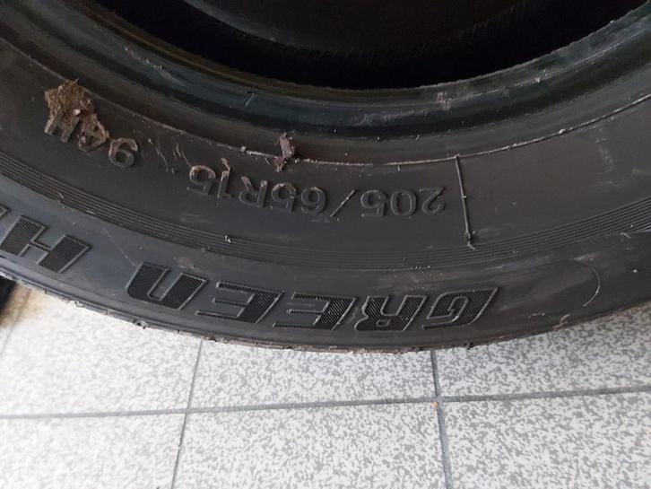 pneus été 205/65 R15 94H, Autos : Pièces & Accessoires, Pneus & Jantes, Pneu(s), Pneus été, 15 pouces, 205 mm, Utilisé, Enlèvement