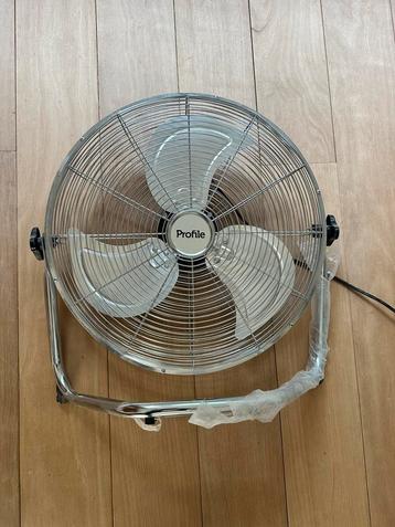 4 ventilatoren van Profile beschikbaar voor biedingen