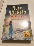 Nora Roberts - De stille vallei, Boeken, Ophalen of Verzenden, Zo goed als nieuw, Nora Roberts