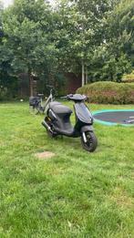 Zip 4 takt, Fietsen en Brommers, Scooters | Piaggio, Ophalen, Zip, Benzine, 50 cc