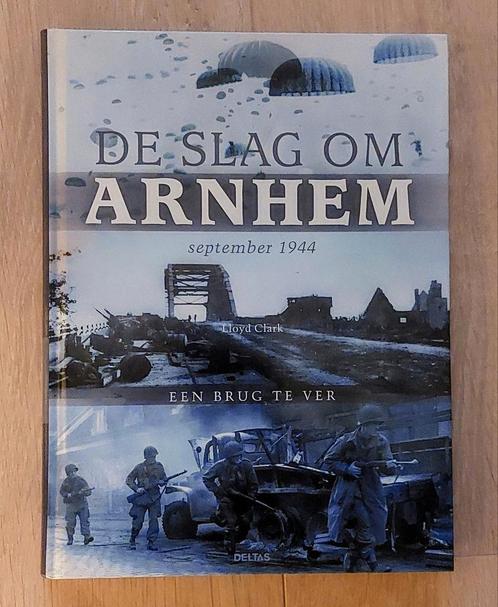 L. Clark - De Slag om Arnhem, Livres, Guerre & Militaire, Comme neuf, Enlèvement ou Envoi