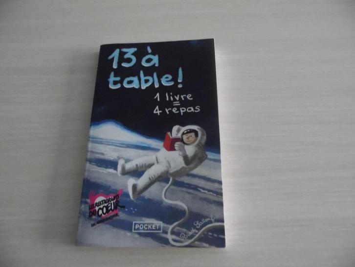 13 À TABLE !  2023      LA PLANÈTE ET MOI..., Boeken, Romans, Zo goed als nieuw, Europa overig, Ophalen of Verzenden