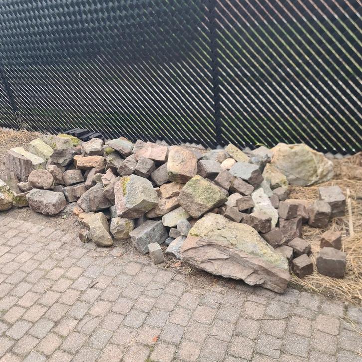 Gratis kasseien / grote stenen, Tuin en Terras, Grind, Keien en Split, Gebruikt, Ophalen