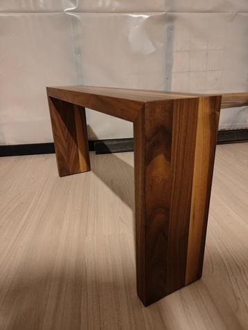 Salontafel poten 2* beschikbaar voor biedingen