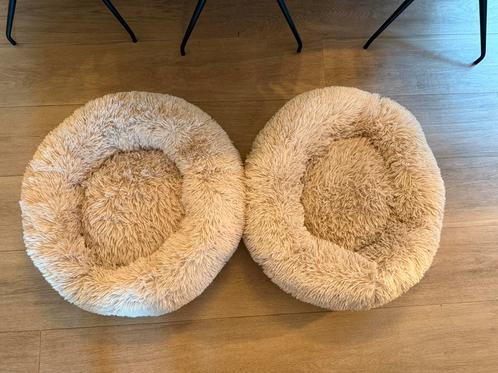 2 premium donut hondenmanden te koop! - Beige / L - 70 cm, Dieren en Toebehoren, Hondenmanden, Zo goed als nieuw, Ophalen of Verzenden