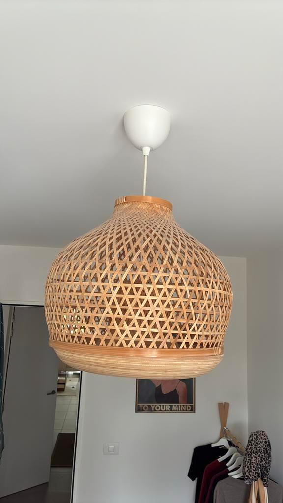 suspension Lampe MISTERHULT IKEA – bambou tressé à la main, Huis en Inrichting, Lampen | Hanglampen, Zo goed als nieuw, Ophalen