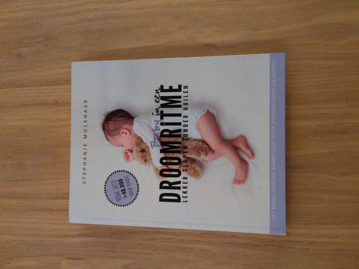 Stephanie Molenaar - Baby in een droomritme, Boeken, Zwangerschap en Opvoeding, Zo goed als nieuw, Ophalen