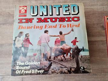 2XLP Fred Silver – United In Music - Dancing East To West beschikbaar voor biedingen