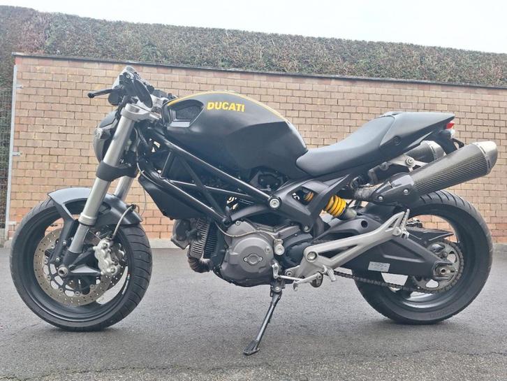 Ducati monster 696 in perfecte staat met garantie, Motoren, Motoren | Ducati, Bedrijf, Naked bike, meer dan 35 kW, 2 cilinders