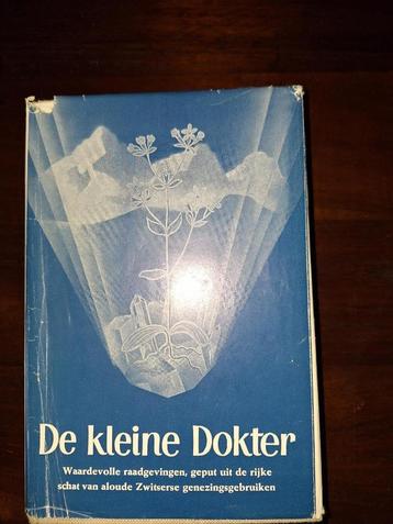 zeer oud boek : de kleine dokter beschikbaar voor biedingen