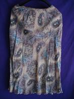 Leuke zomerrok. Beige-paars-blauw met motieven., Vêtements | Femmes, Jupes, Taille 42/44 (L), Enlèvement ou Envoi, Beige, Porté