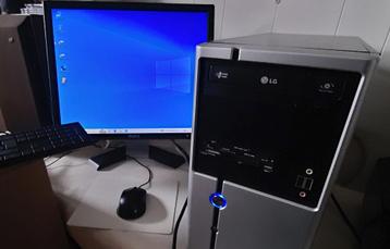 Desktop PC Gigabyte- WIN10 - Intel i5 - 3GHz - 8GB - SSD+HDD beschikbaar voor biedingen