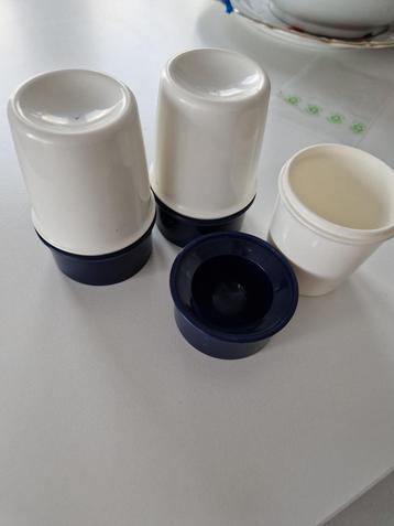 Tupperware eierdopjes (3) beschikbaar voor biedingen