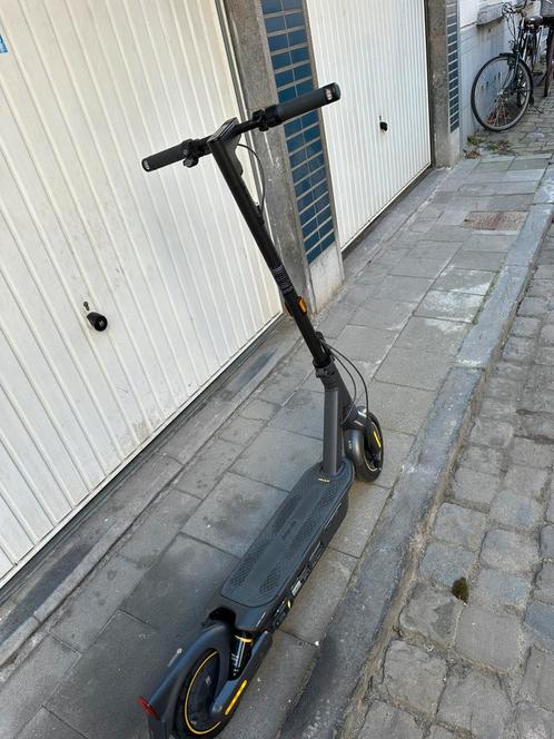 SEGWAY Ninebot KickScooter Max G2E - Elektrische step, Fietsen en Brommers, Steps, Zo goed als nieuw, Ophalen of Verzenden