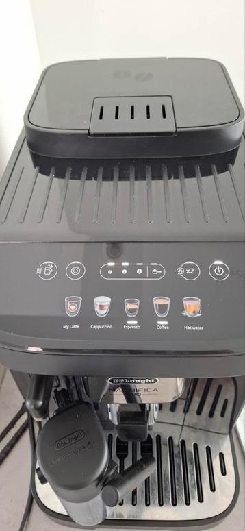 Delonghi Magnifica EVO koffiemachine met bonen nieuw model beschikbaar voor biedingen
