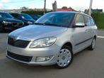 Skoda Fabia 1.6 TDI *12/2010 *Digitale AIRCO *NAVI *EURO 5, Auto's, Voorwielaandrijving, Euro 5, Stof, Zwart