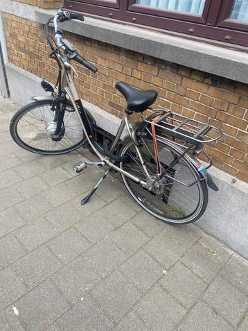 Vélo électrique Sparta C3 Emotion pour femme, Comme neuf, Enlèvement, Moins de 30 km par batterie, 51 à 55 cm
