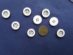 lot de 11 boutons 17 mm blanc et marine 4 trous B17114, Bouton ou Boutons, Enlèvement ou Envoi, Neuf