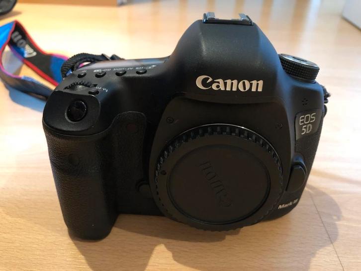 Canon 5D Mark 3 MK III + 24-70 2.8 L + 24-105 4.0 L + access, Audio, Tv en Foto, Fotocamera's Digitaal, Gebruikt, Spiegelreflex