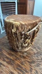 Mini djembe ( maracasse) de 10 cm de haut, Enlèvement, Comme neuf