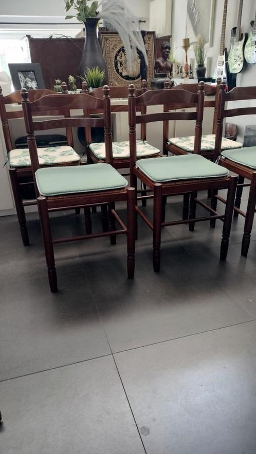 Scandinavische vintage bistro knopstoelen, Antiek en Kunst, Antiek | Meubels | Stoelen en Sofa's, Ophalen