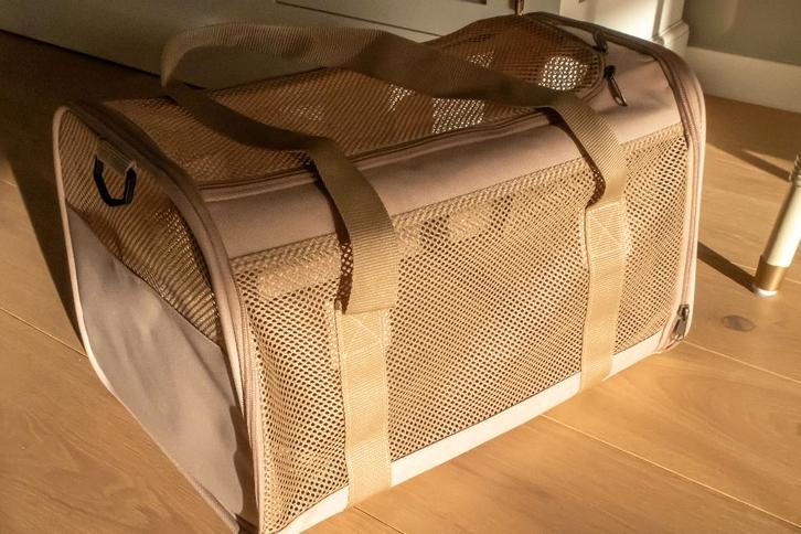 Draagmand klein hondje of kat, Animaux & Accessoires, Paniers pour chiens, Neuf, Poussière, Enlèvement