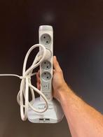 Stekkerdoos 4 delig + 2 usb legrand, Ophalen of Verzenden, Zo goed als nieuw