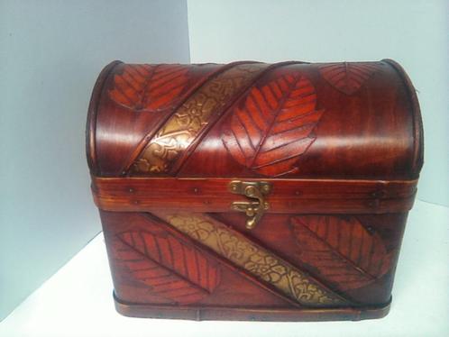 Presentatie houten koffer met bladmotief + koperelementen-GR, Maison & Meubles, Accessoires pour la Maison | Coffres, Neuf, Moins de 50 cm