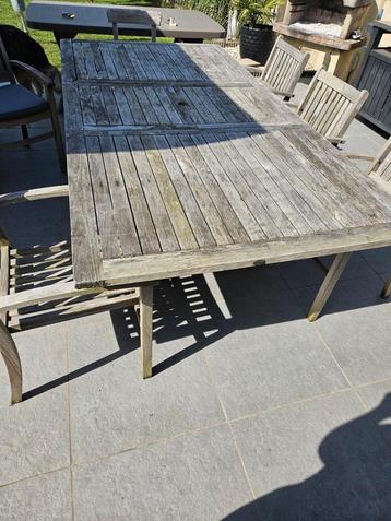 Tuinset in teak beschikbaar voor biedingen