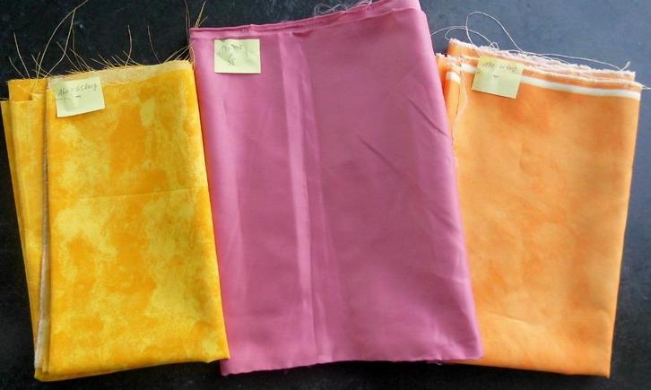 LOT de 3 Bouts de Tissu différents, Hobby & Loisirs créatifs, Tissus & Chiffons, Neuf, 30 à 120 cm, 30 à 200 cm, Orange, Enlèvement ou Envoi
