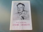 GESIGNEERD en GENUMMERD EXEMPLAAR : Huldeboek Andre Demedts, Boeken, Gelezen, Maatschappij en Samenleving, Ophalen of Verzenden