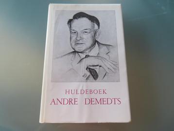GESIGNEERD en GENUMMERD EXEMPLAAR : Huldeboek Andre Demedts 