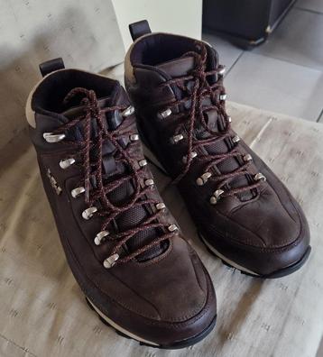 Wandelschoenen👍Helly Hansen👍 The Forester👍m: 43👍 beschikbaar voor biedingen