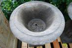 Grande vasque , jardinière sur pied en pierre bleue, Enlèvement