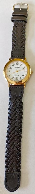 Montre quartz MODEO Gatsby plaqué or, brac. cuir tressé noir, Collections, Enlèvement ou Envoi, Neuf