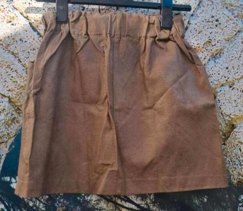 ✨️ZARA Basic Lederlook Rokje Maat XS✨️, Kleding | Dames, Rokken, Zo goed als nieuw, Maat 34 (XS) of kleiner, Bruin, Boven de knie