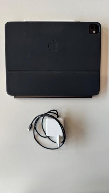IpadPro 13 Inch (M4) + Pencil Pro + Magic Keyboard  beschikbaar voor biedingen