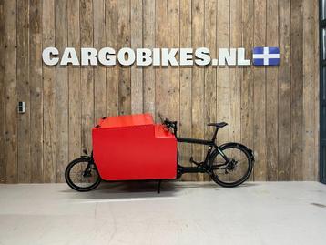 Larry vs Harry Bullitt X bakfiets zwart met rode bak beschikbaar voor biedingen