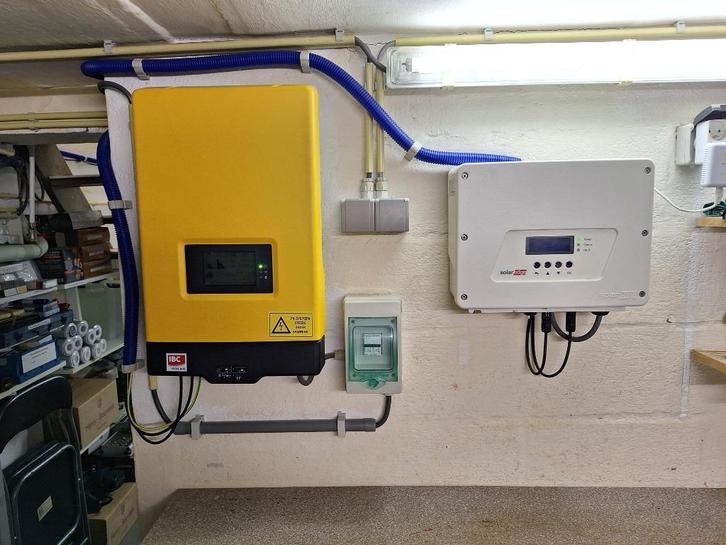 Omvormer SMA, Bricolage & Construction, Panneaux solaires & Accessoires, Utilisé, Système complet, 200 watts-crêtes ou plus, Enlèvement