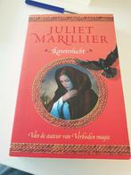Juliet Marillier - Ravenvlucht, Boeken, Fantasy, Ophalen of Verzenden, Zo goed als nieuw, Juliet Marillier