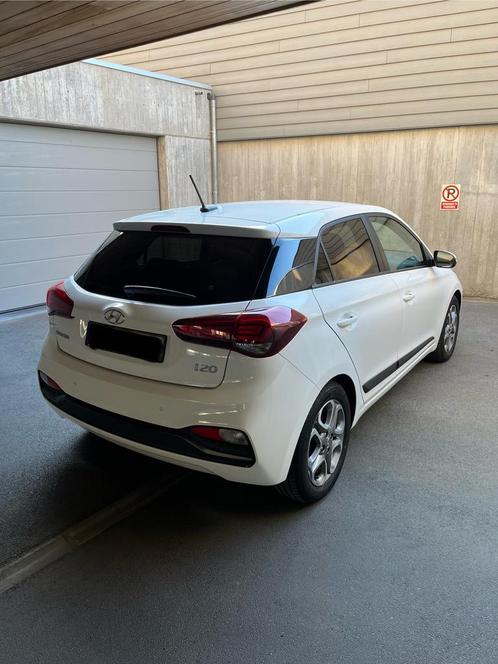 Hyundai i20 automaat, Auto's, Hyundai, Particulier, i20, ABS, Achteruitrijcamera, Airbags, Airconditioning, Apple Carplay, Bluetooth